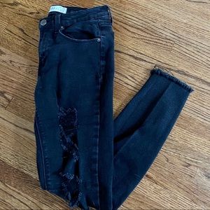 MUDD Distressed Vintage Skinny Jeans